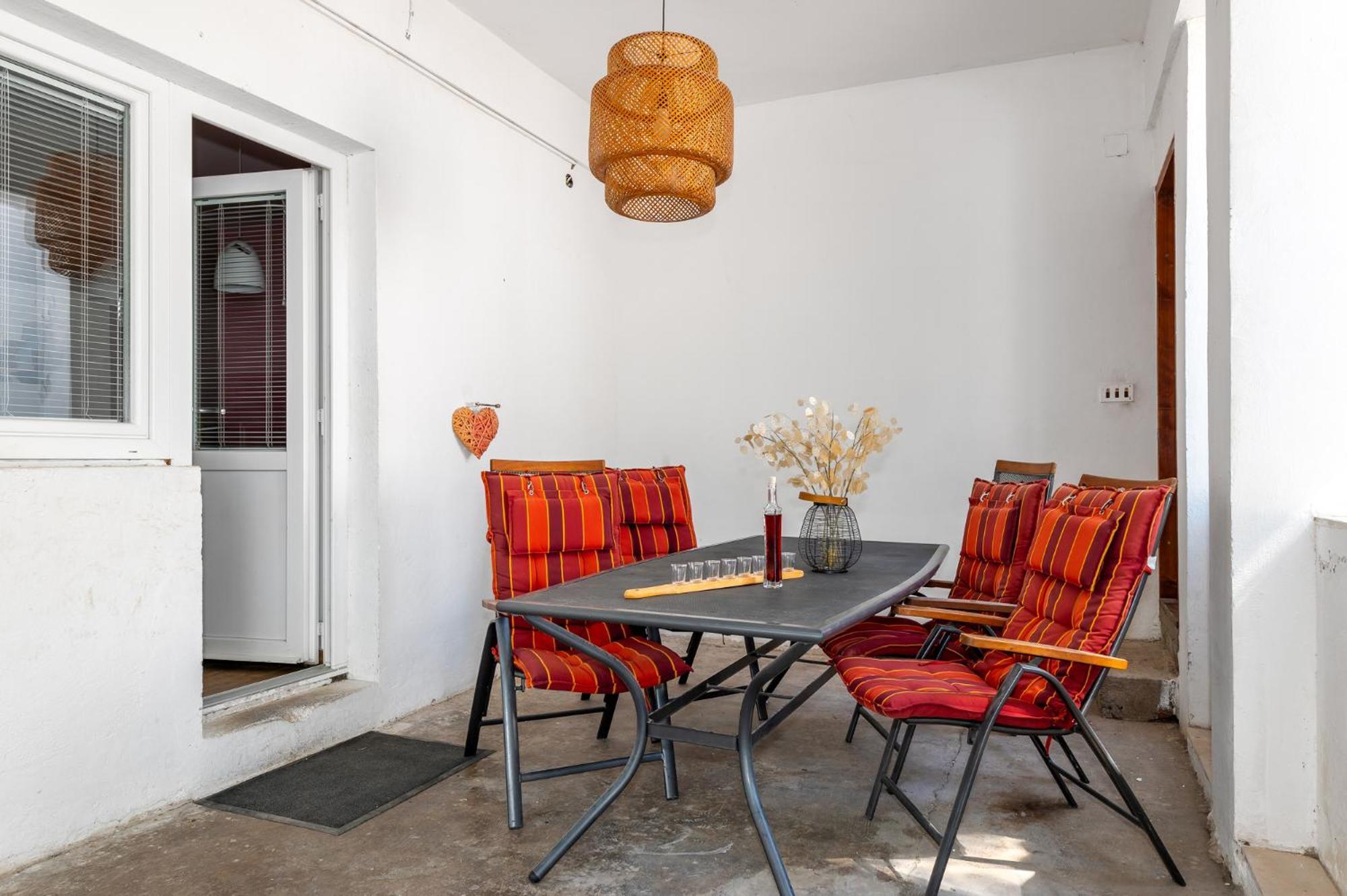 Pool Me Up! Apartment Sibenik Luaran gambar